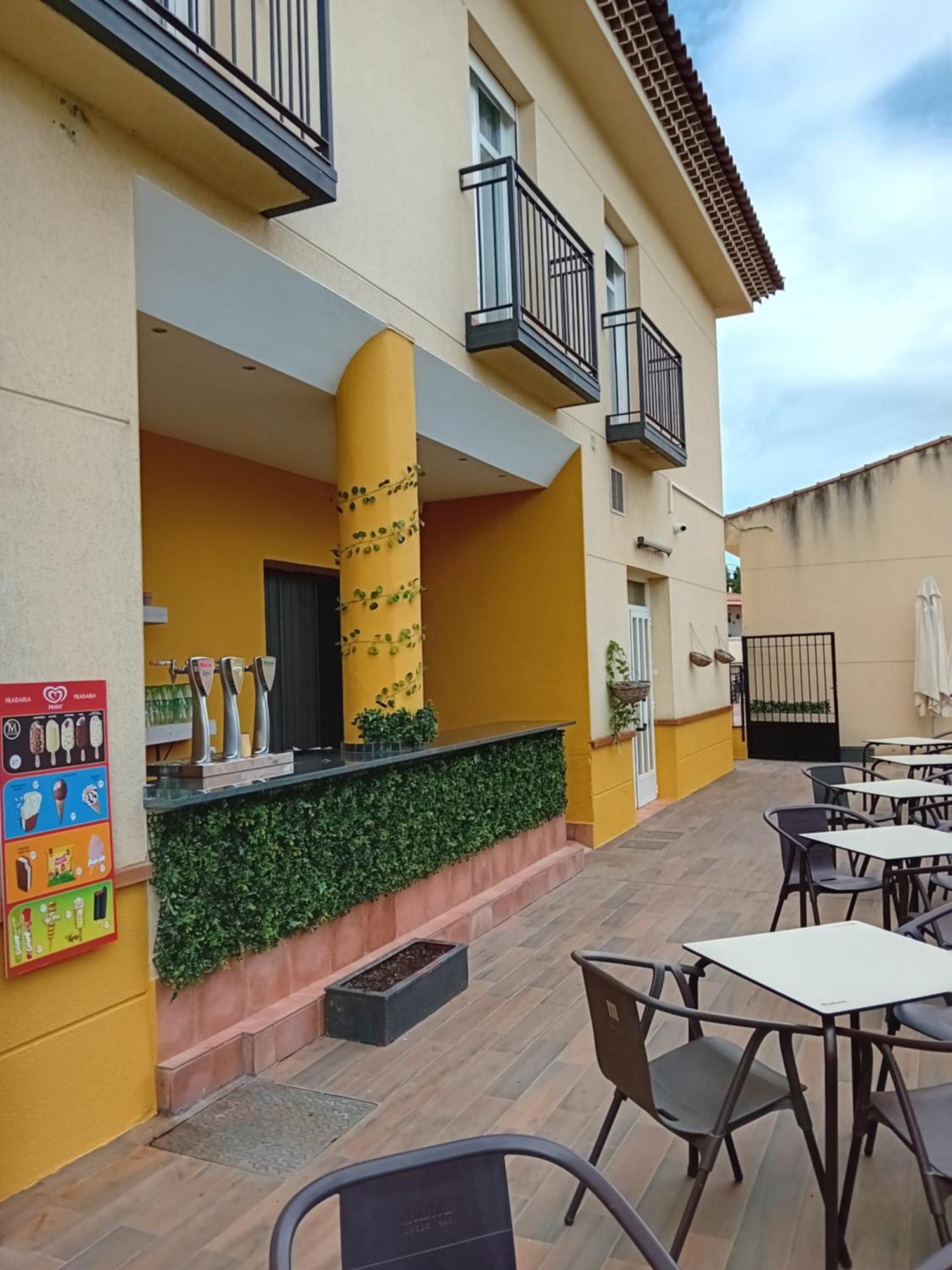 Hostal Pradaria Asador & Alojamiento Arcas Exterior photo