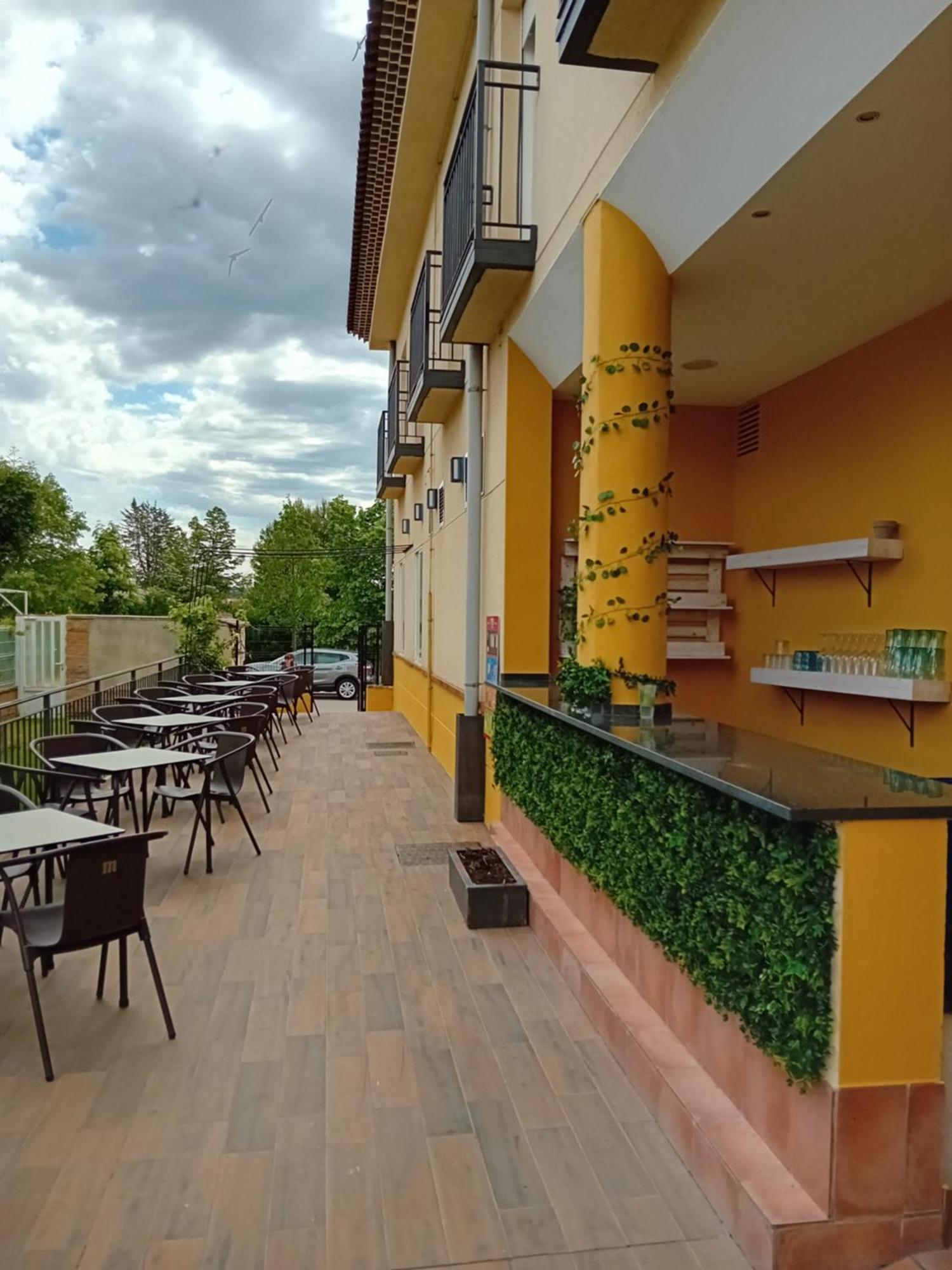 Hostal Pradaria Asador & Alojamiento Arcas Exterior photo
